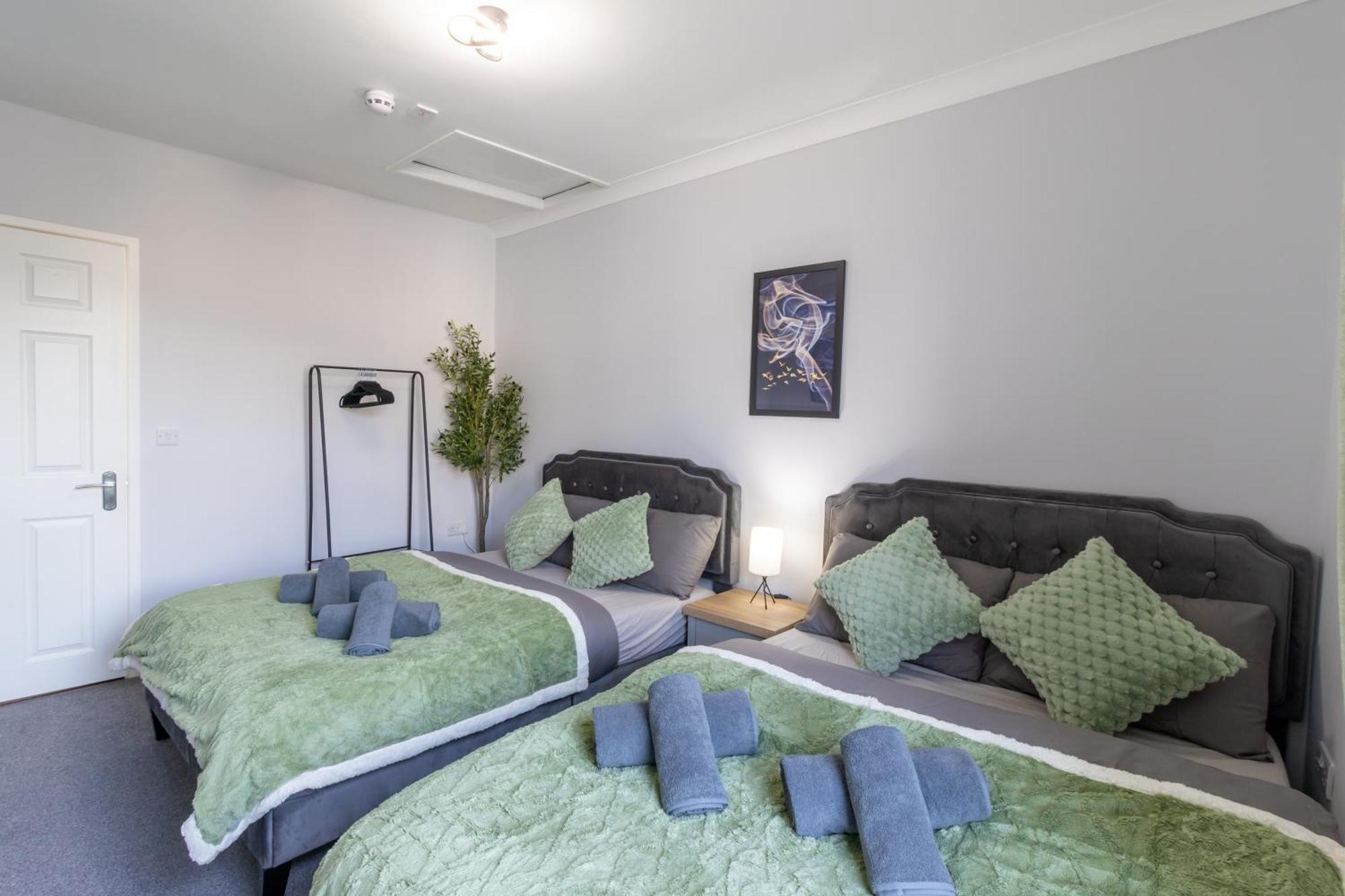 Open Mind Property - Apartment With 2 Double Beds Portsmouth Eksteriør billede