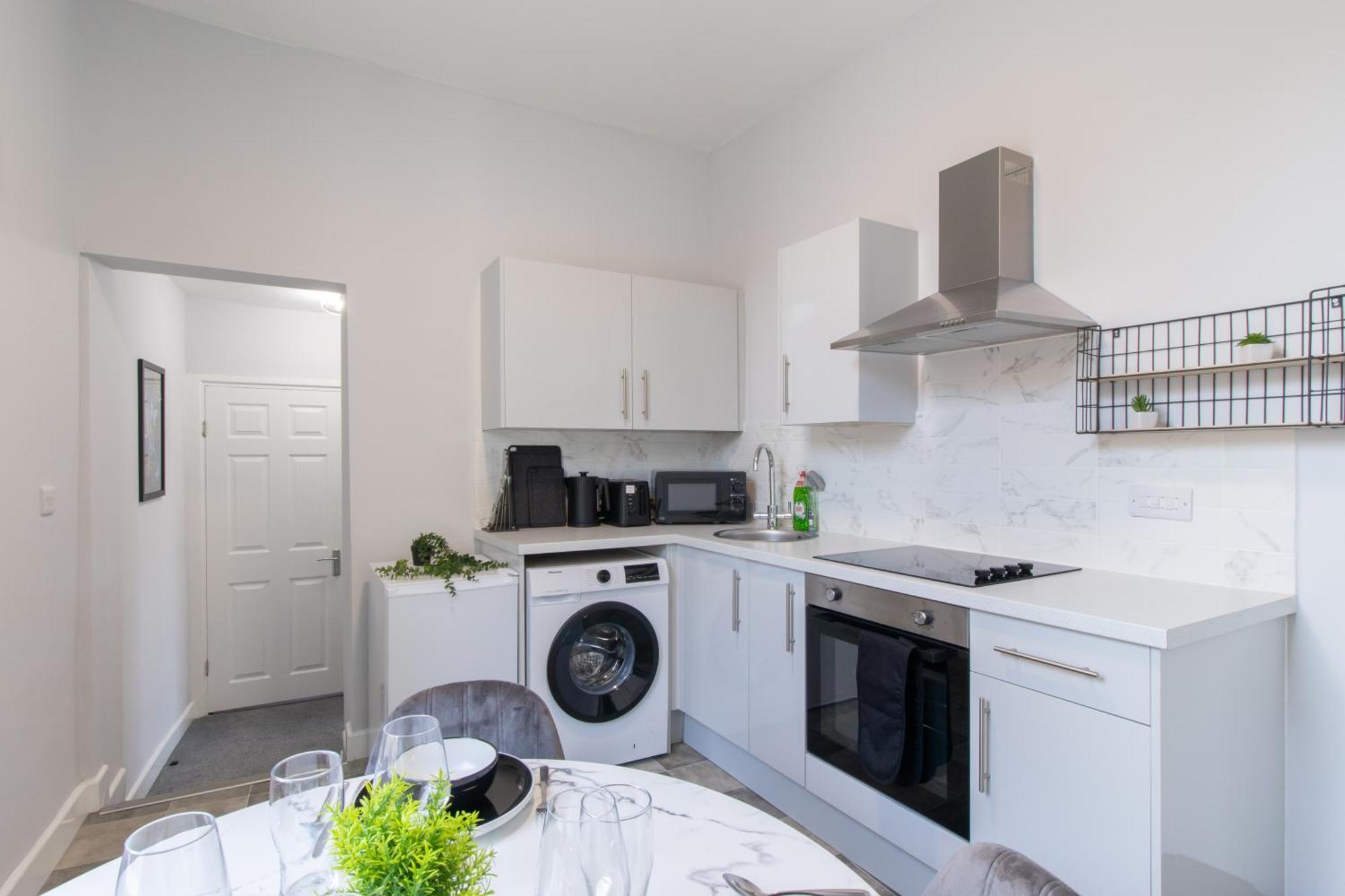 Open Mind Property - Apartment With 2 Double Beds Portsmouth Eksteriør billede